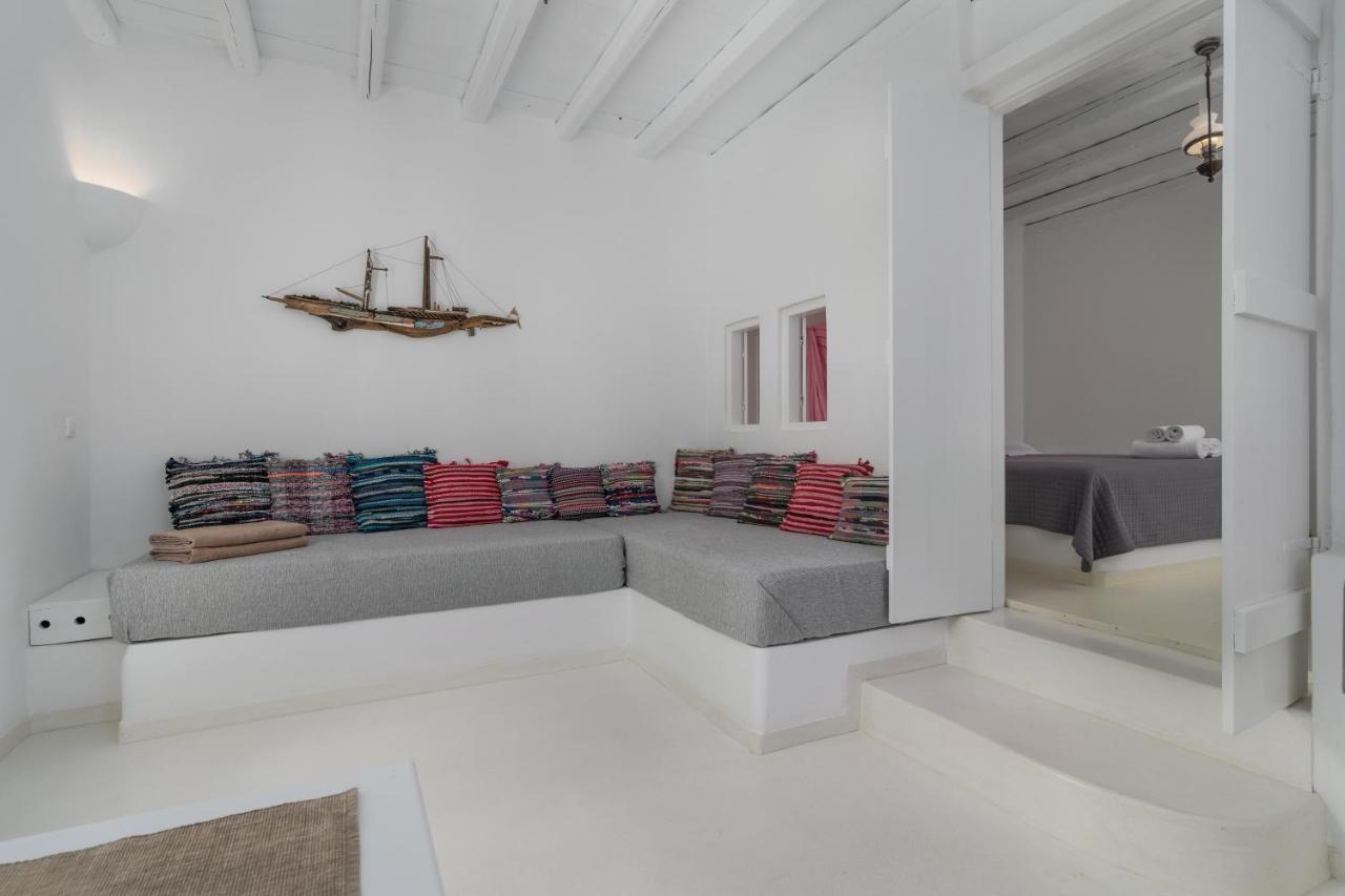 Thalassitra Private Pool Suites Adamantas  Dış mekan fotoğraf