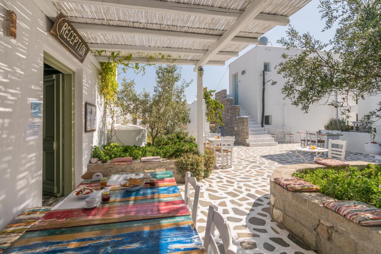 Thalassitra Private Pool Suites Adamantas  Dış mekan fotoğraf