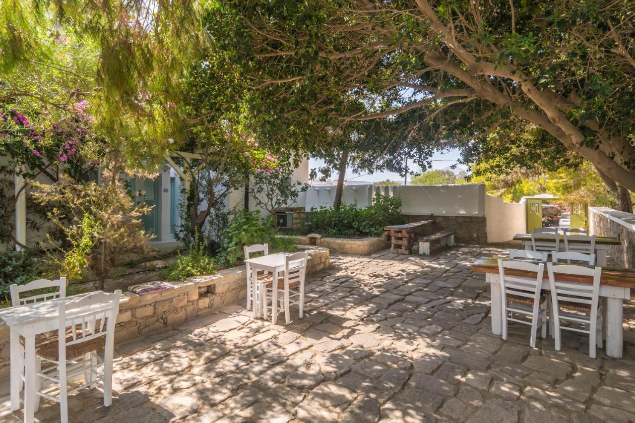 Thalassitra Private Pool Suites Adamantas  Dış mekan fotoğraf
