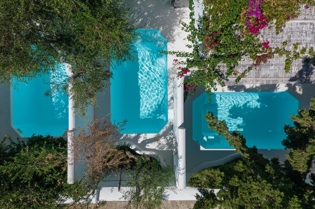 Thalassitra Private Pool Suites Adamantas  Dış mekan fotoğraf