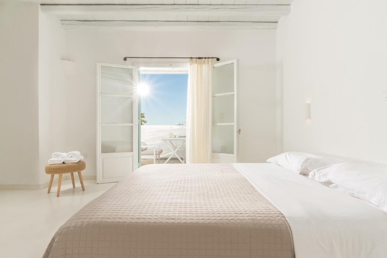 Thalassitra Private Pool Suites Adamantas  Dış mekan fotoğraf