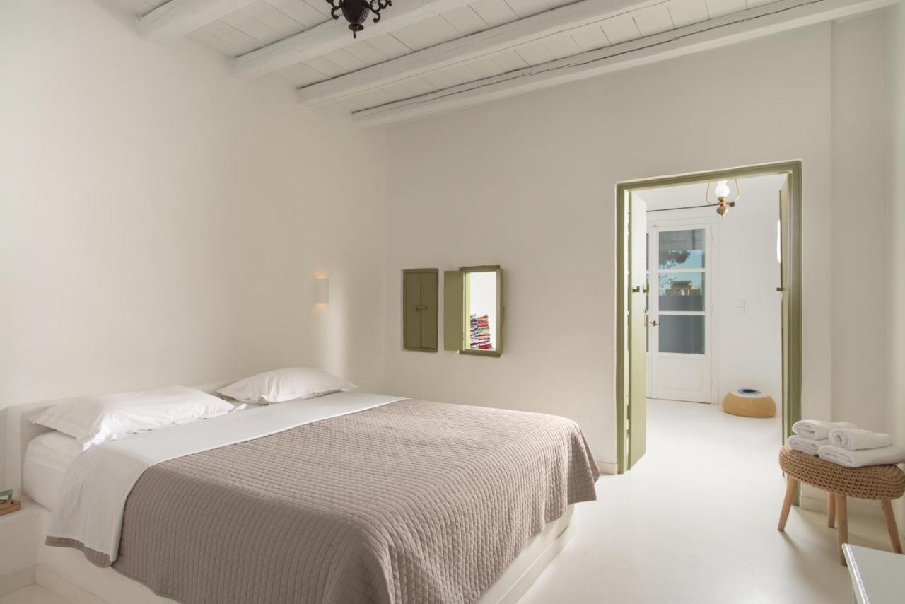 Thalassitra Private Pool Suites Adamantas  Dış mekan fotoğraf