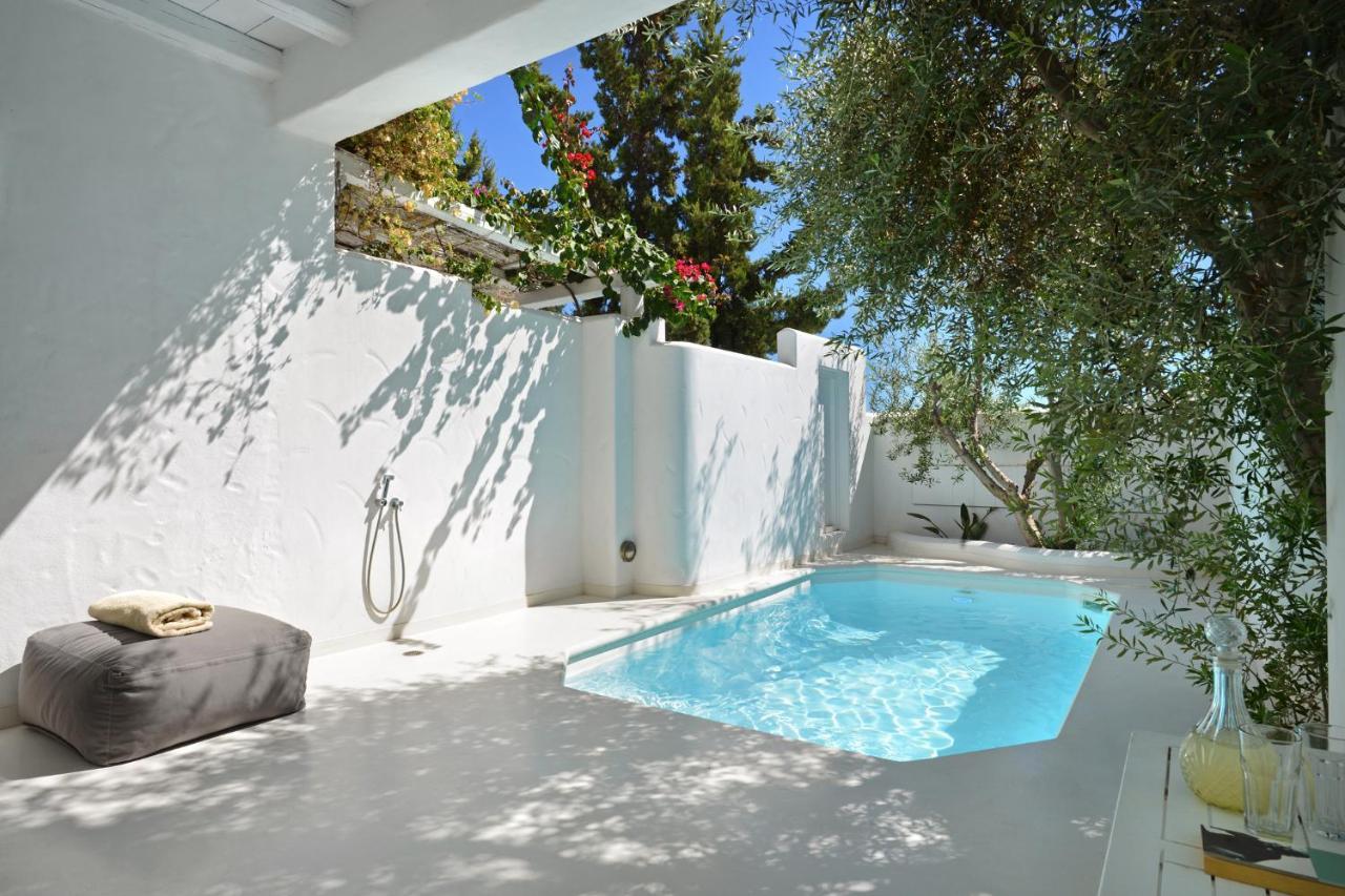 Thalassitra Private Pool Suites Adamantas  Dış mekan fotoğraf