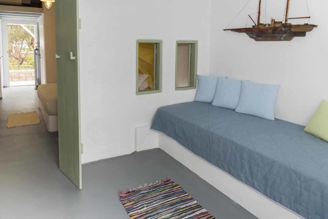 Thalassitra Private Pool Suites Adamantas  Dış mekan fotoğraf