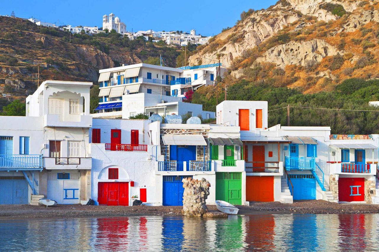 Thalassitra Private Pool Suites Adamantas  Dış mekan fotoğraf