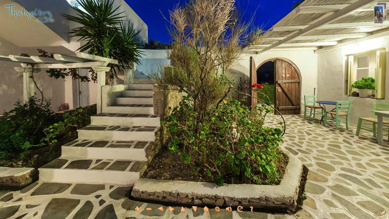 Thalassitra Private Pool Suites Adamantas  Dış mekan fotoğraf